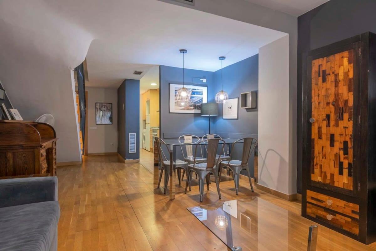 Bright And Modern Duplex With Terrace In Eixample District P1 Appartement *