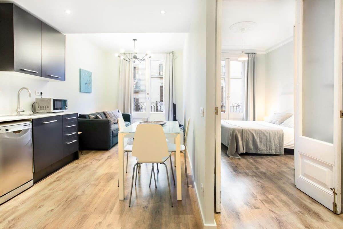 Bright And Modern 2bedroom In Ramblas 2 1a Barcelona