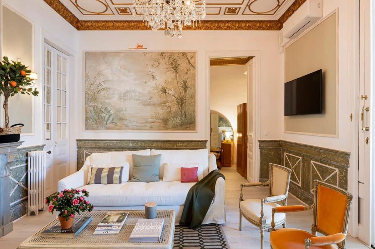 Placa Catalunya V Charming And Exquisite 5bd With Large Balcony * Barcelona