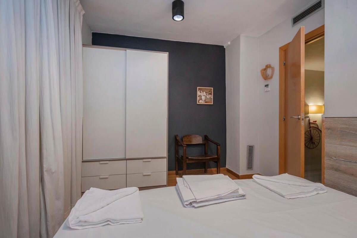 Appartement Bright And Modern Duplex With Terrace In Eixample District P1 *