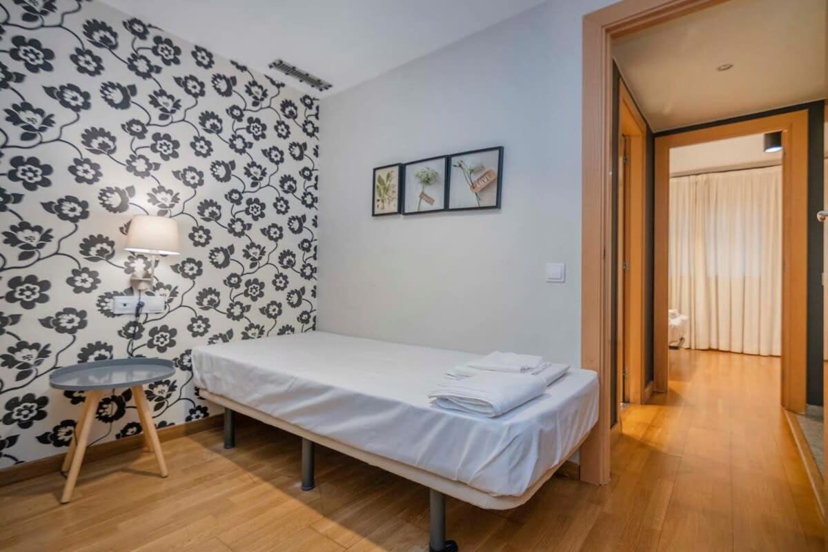 Bright And Modern Duplex With Terrace In Eixample District P1 Appartement Barcelona