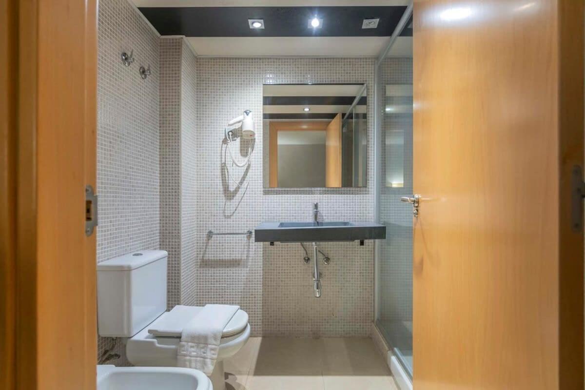 Bright And Modern Duplex With Terrace In Eixample District P1 Appartement Barcelona