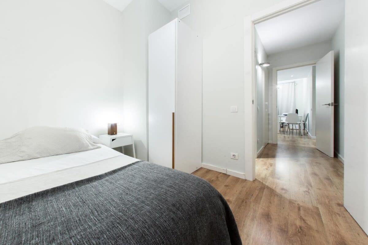 Bright And Modern 2bedroom In Ramblas 2 1a Barcelona