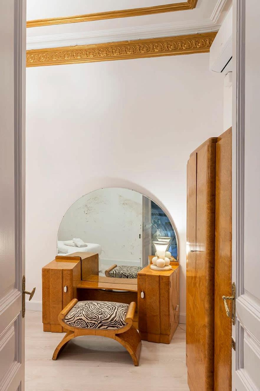 Placa Catalunya V Charming And Exquisite 5bd With Large Balcony Apartamento
