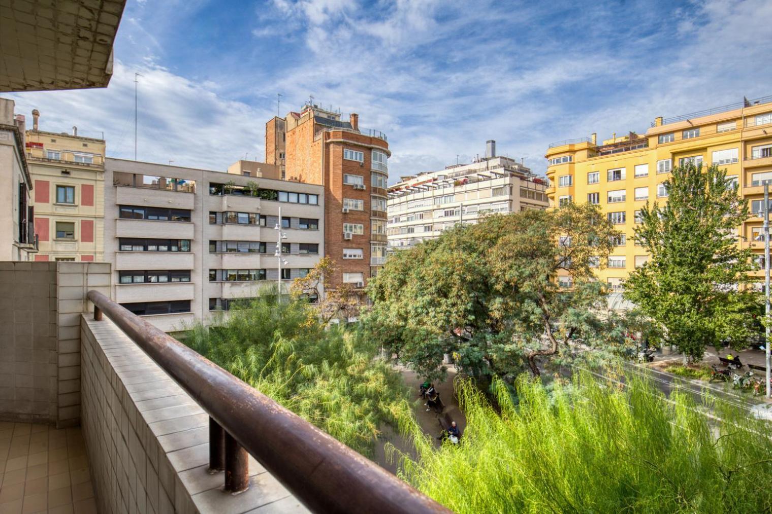Blueground Galvany Balcony Bcn-114 Apartment