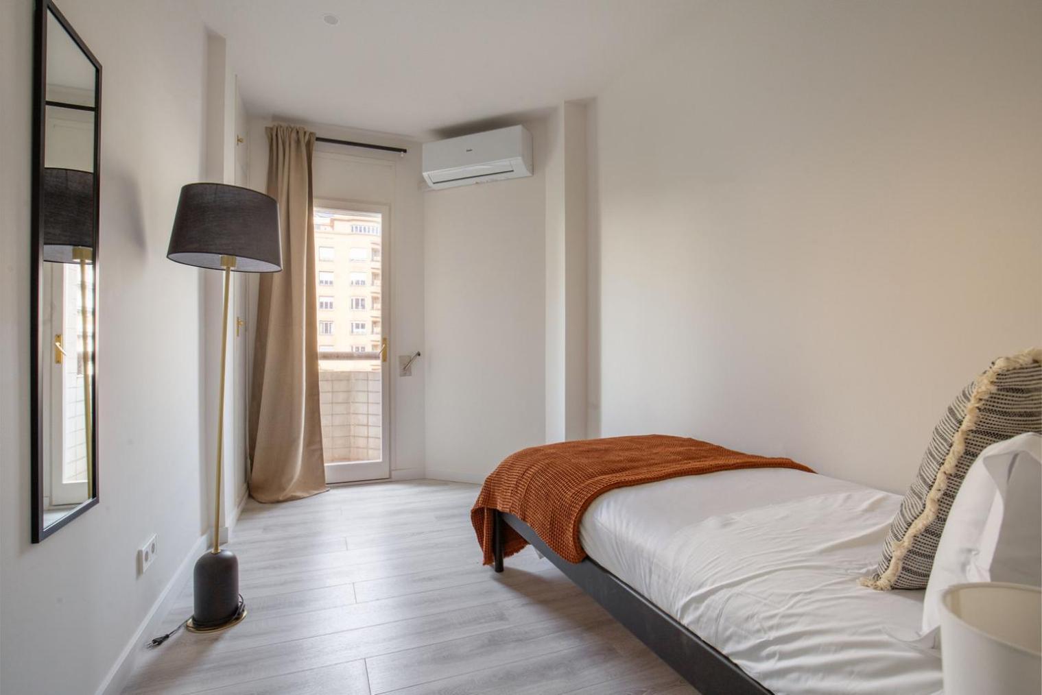 Blueground Galvany Balcony Bcn-114 * Barcelona