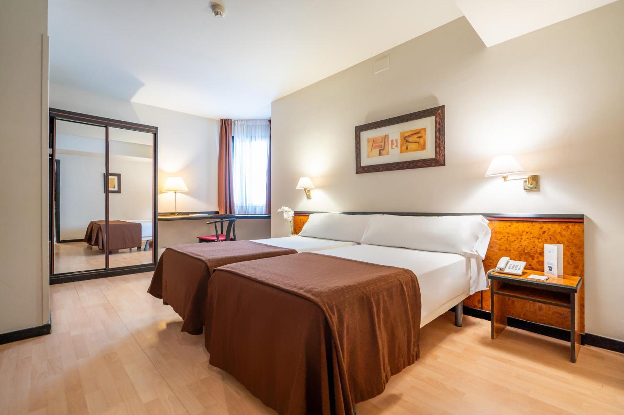 Glories 3* Barcelone