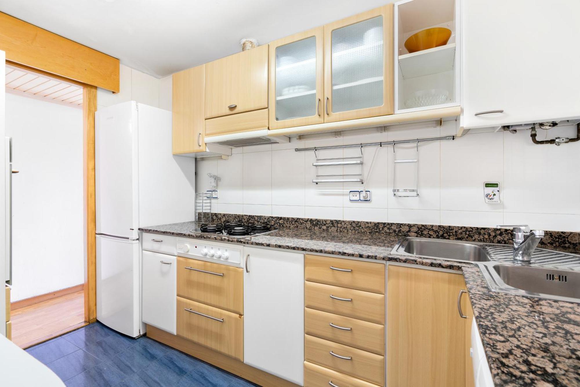 Stylish 4br View Near Sagrada Familia Apartment