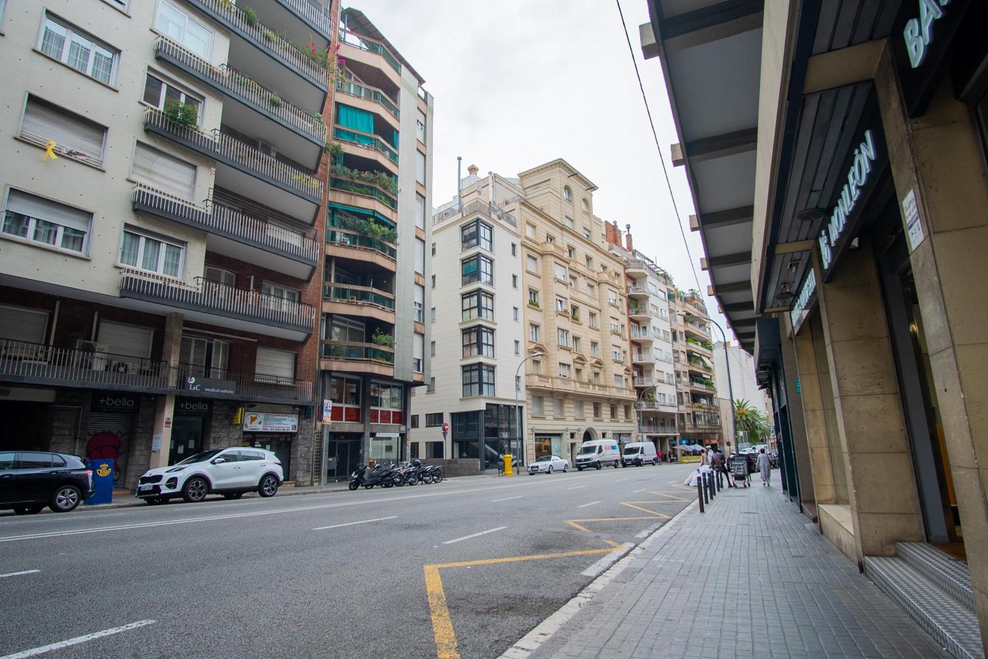 Balmes - Atico Con Terraza En Sant Gervasi Apartment