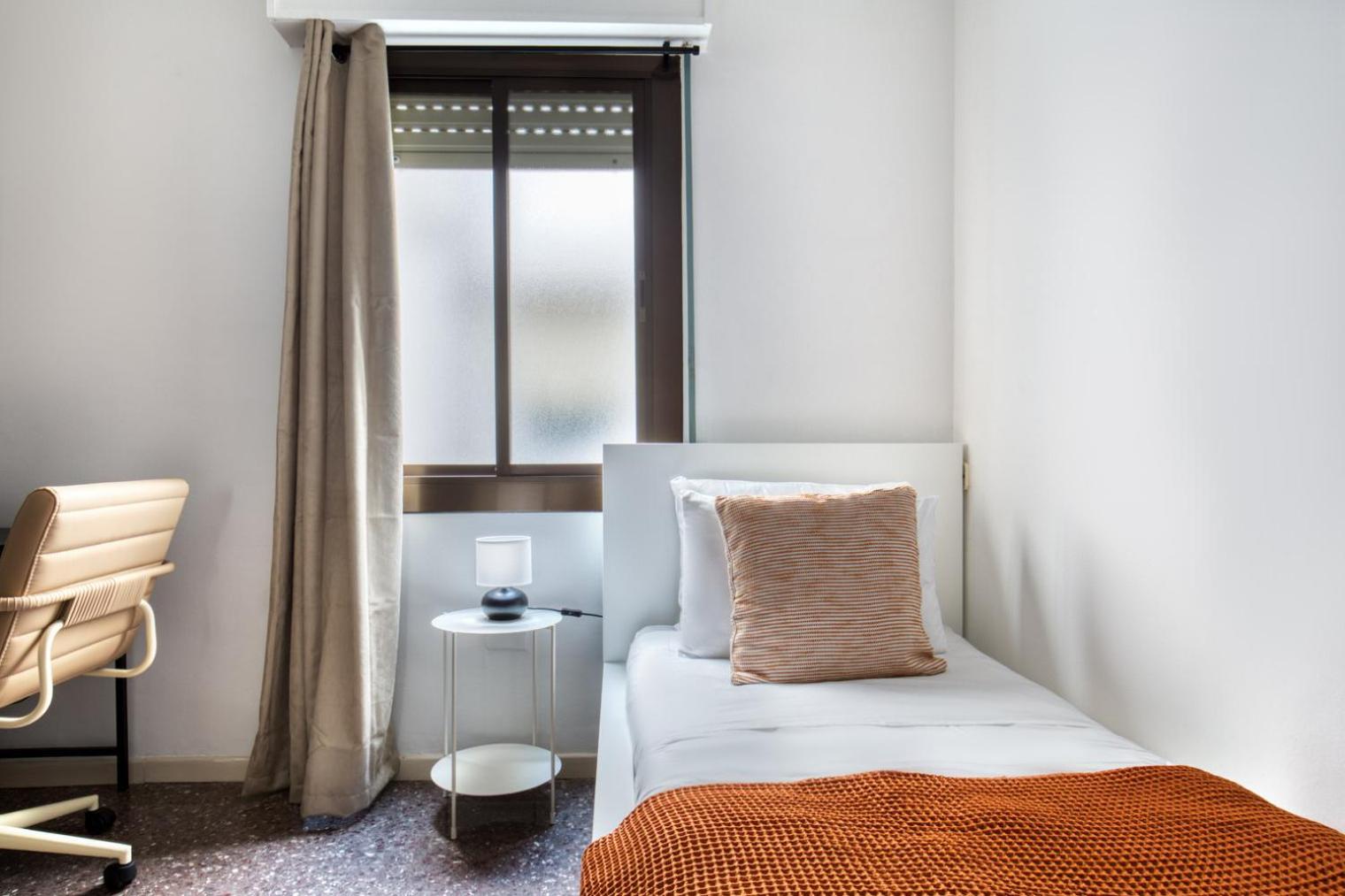 Apartment Sants-montjuic 2br W Balcony Bcn-64 Barcelona