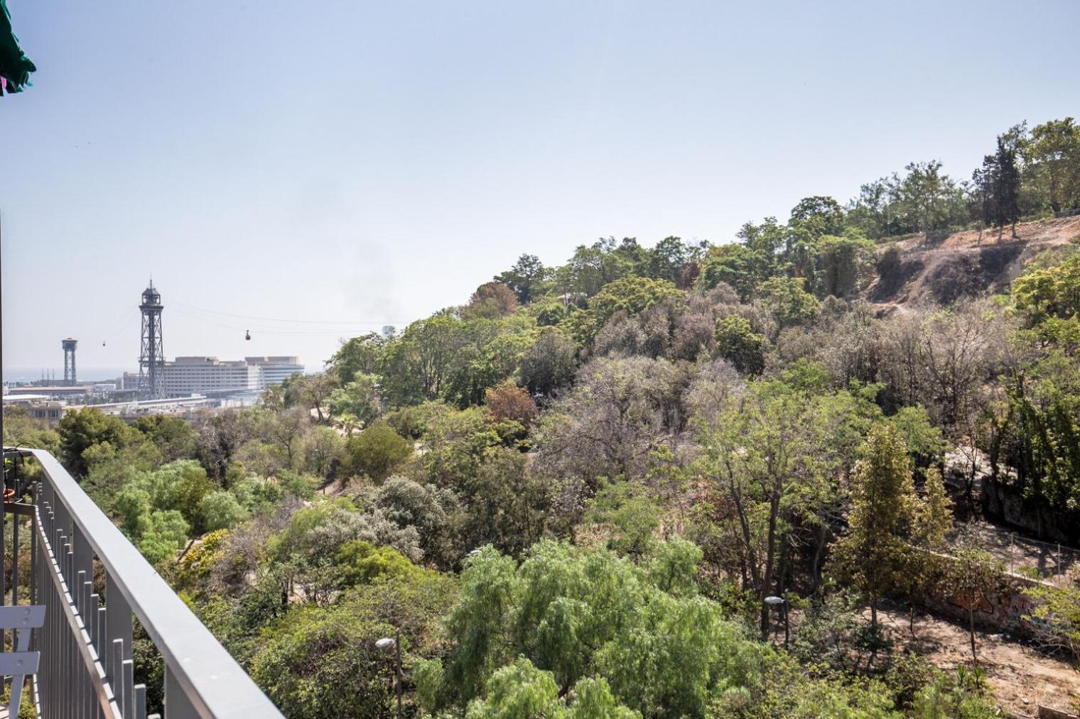 Poble Sec 3br W Balcony Mountain Views Bcn-109 Apartment *