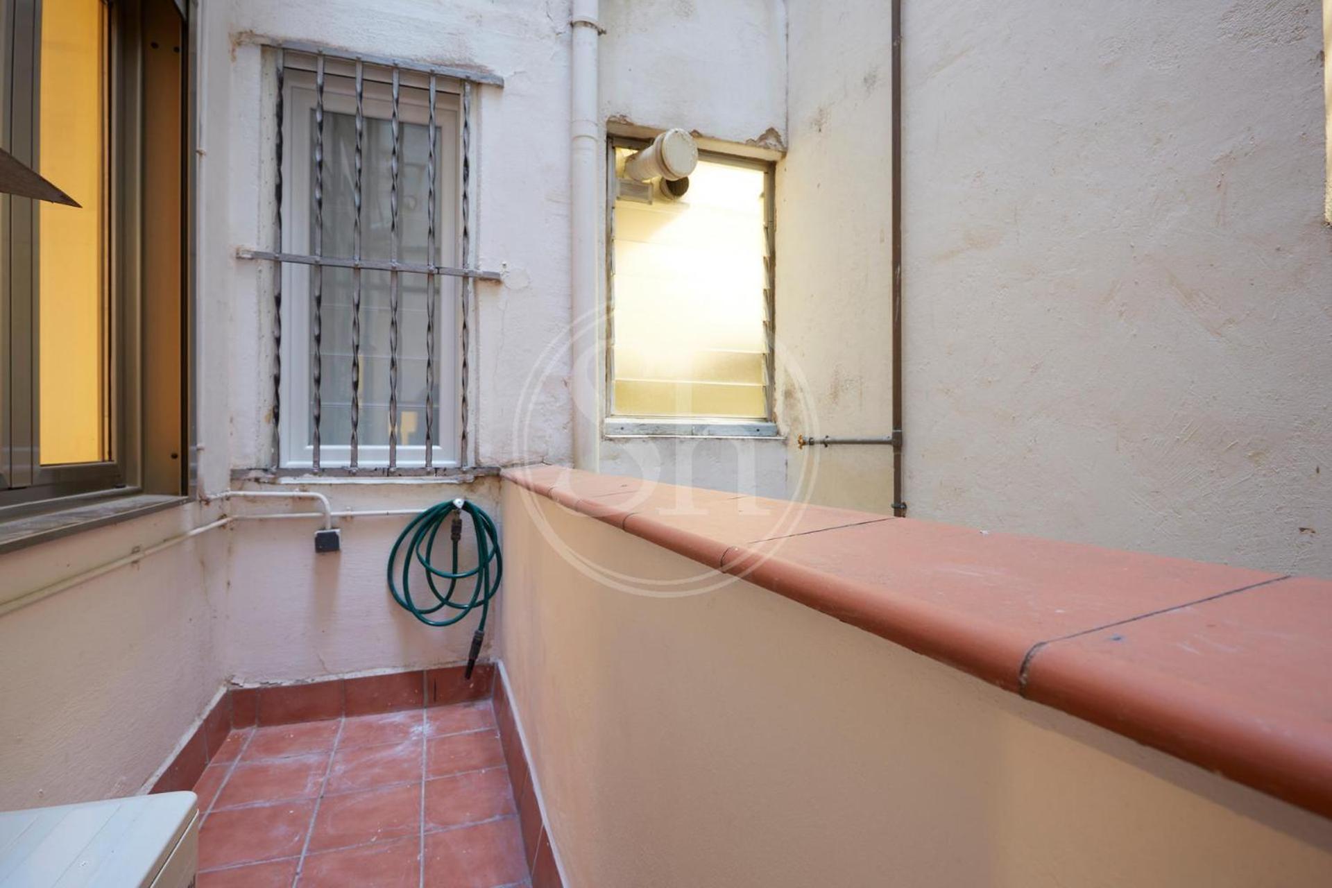 In Les Corts Apartment *
