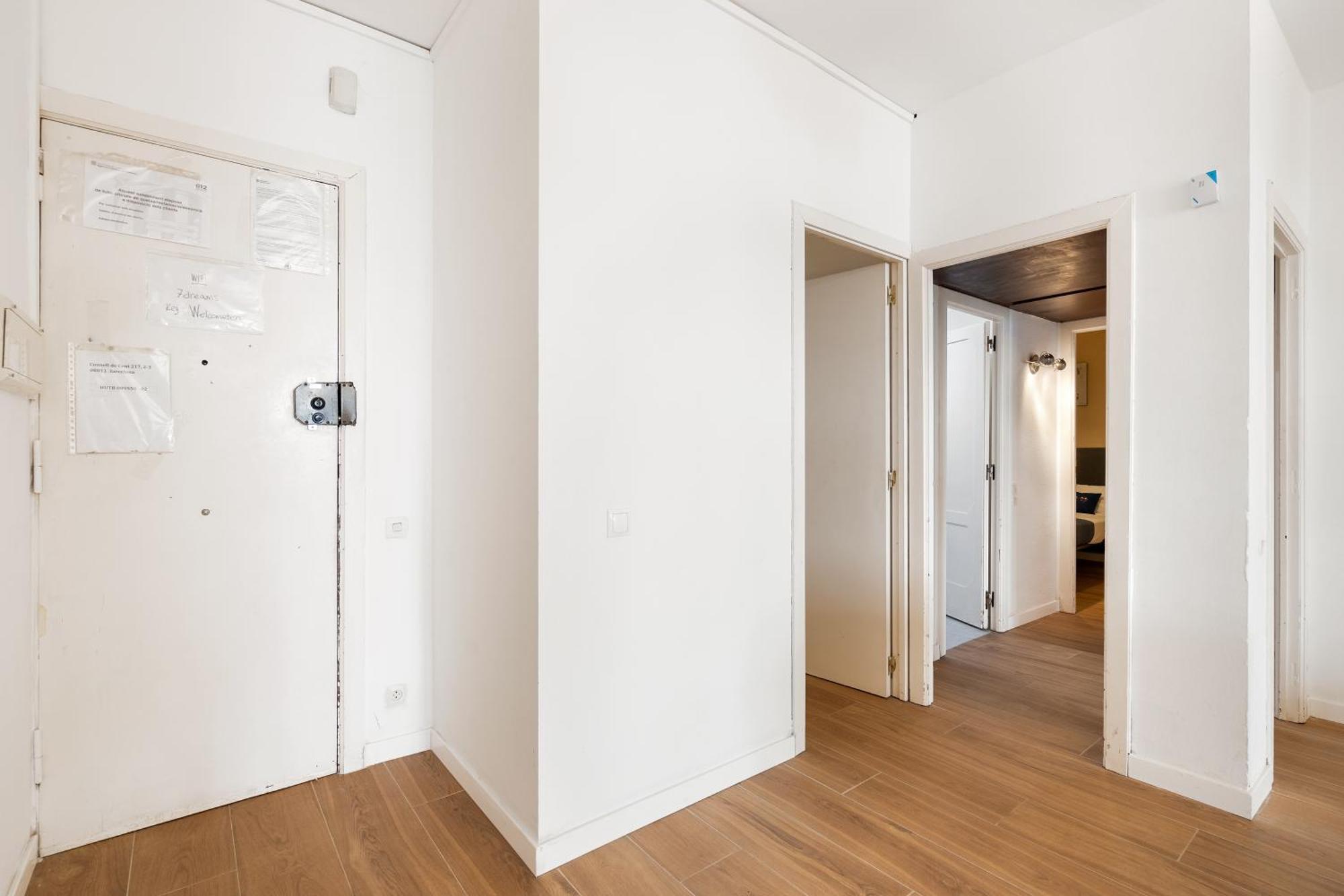Apartment Fridays Flats Spacious 4br Family Retreat *