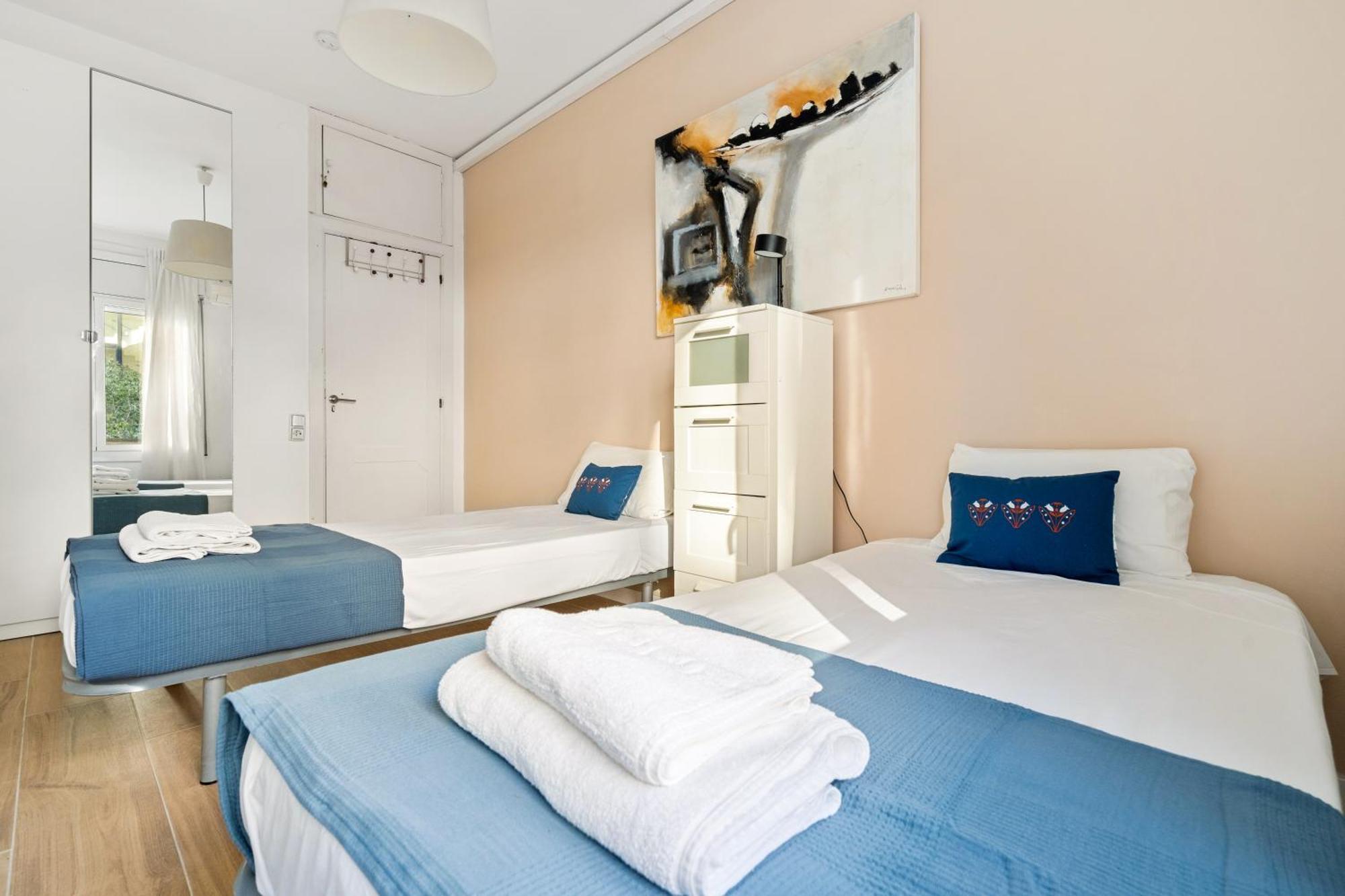 Fridays Flats Spacious 4br Family Retreat Apartment Barcelona