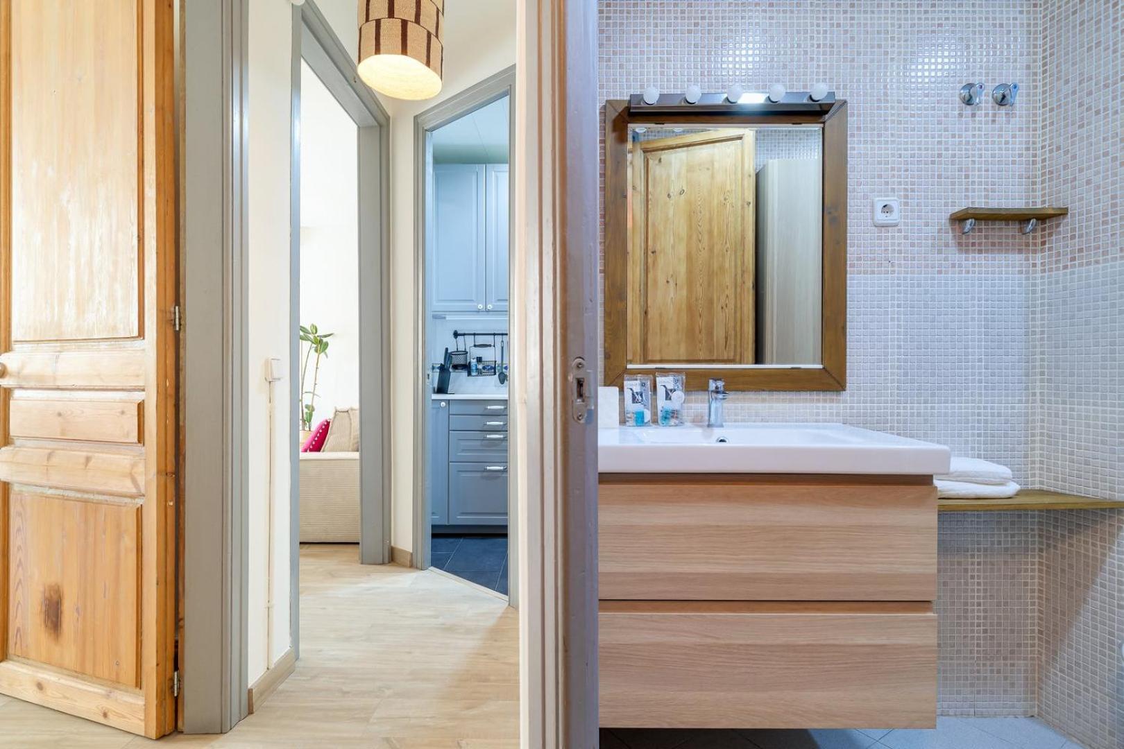 Guestready - Bright With Balcony * Barcelona