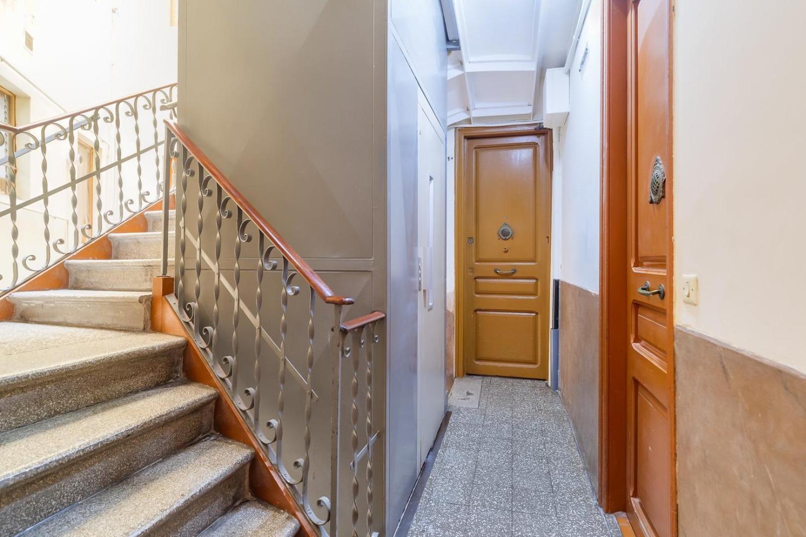 Guestready - Bright With Balcony * Barcelona
