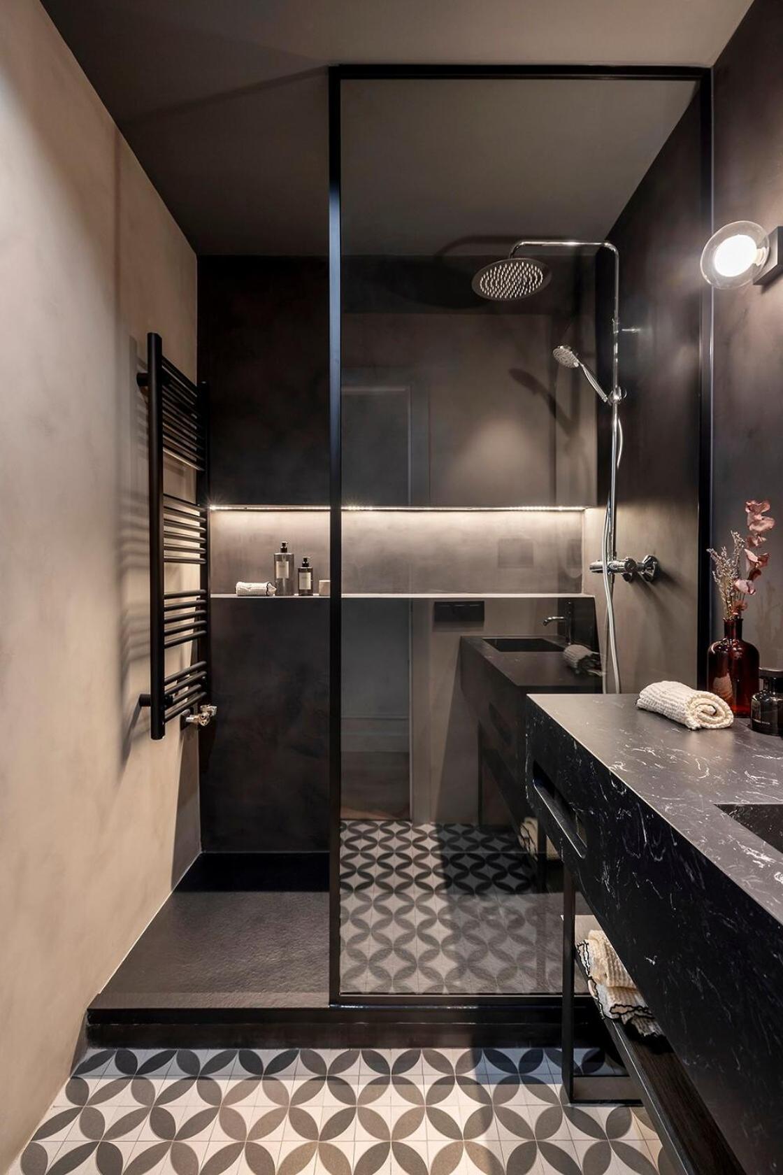 Luxury With King Beds & Ac In Heart Of Bcn Apartment Barcelona