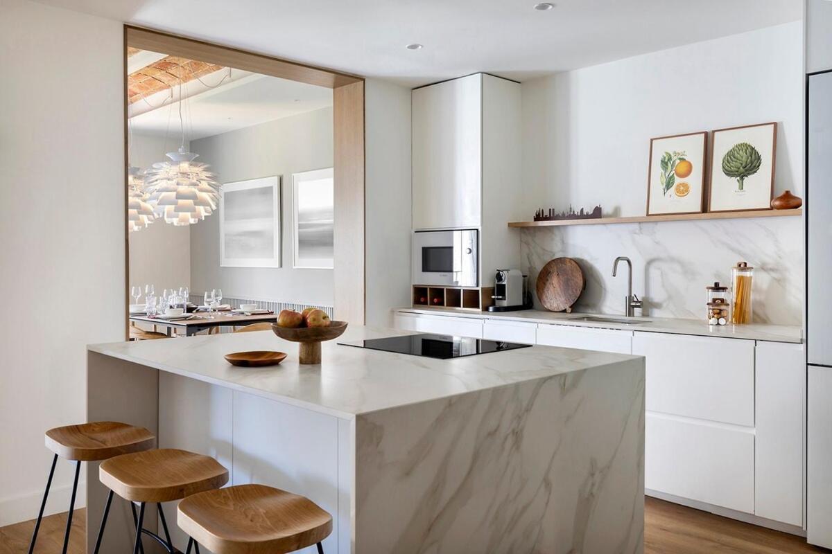 Apartment Luxury With King Beds & Ac In Heart Of Bcn *