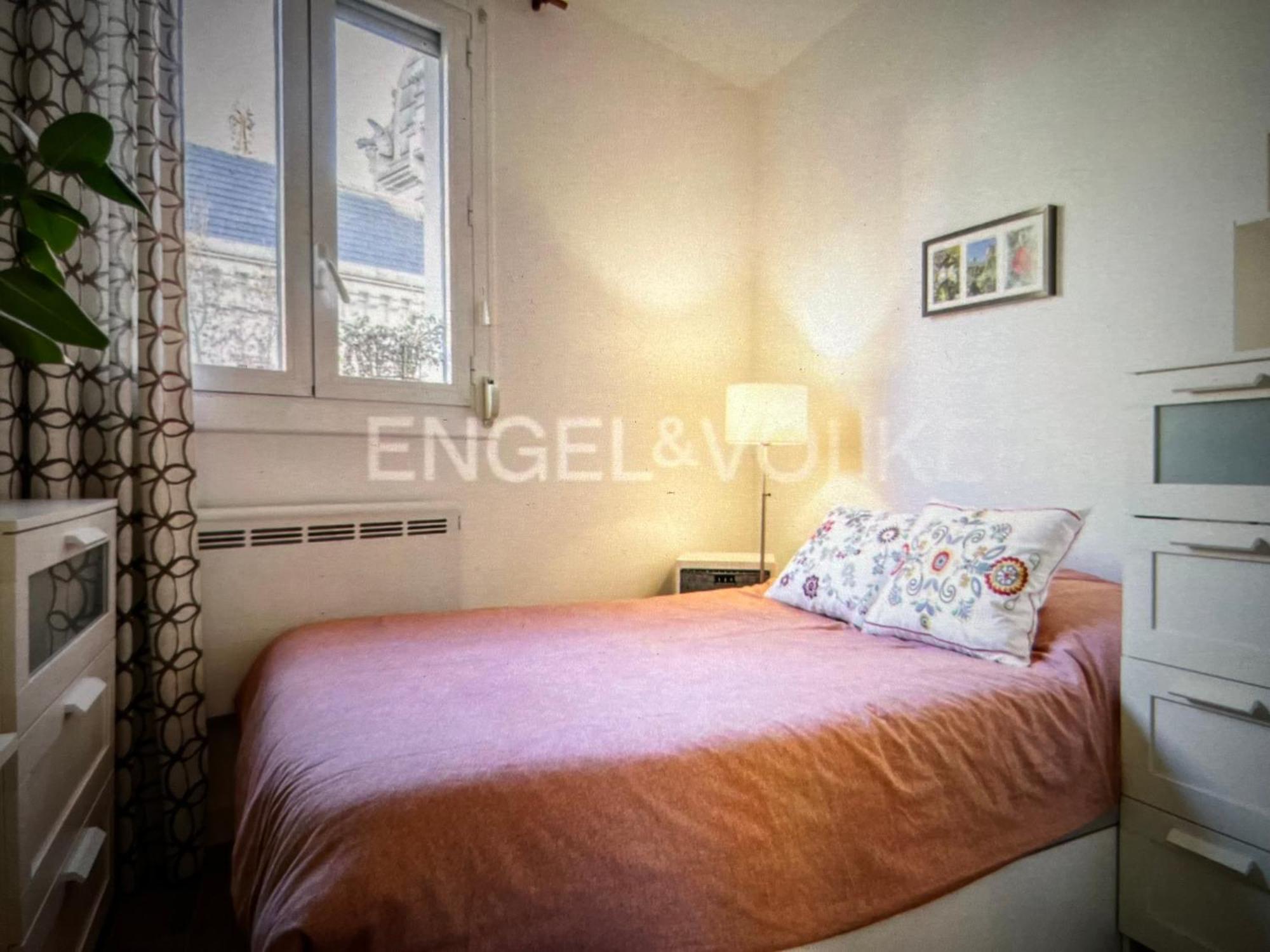 Modernist In The Hear Of Barcelona, Unit 3 *