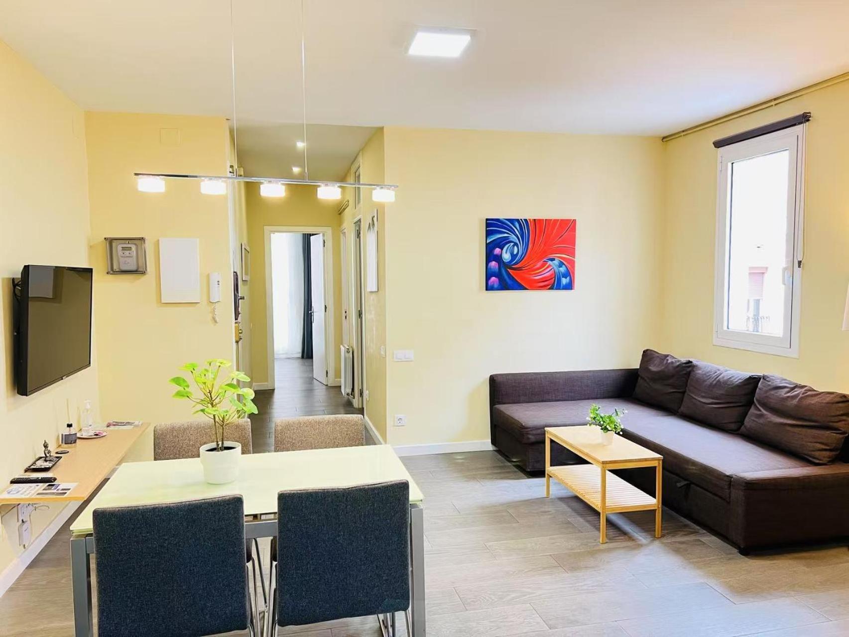 Apartment Sants *