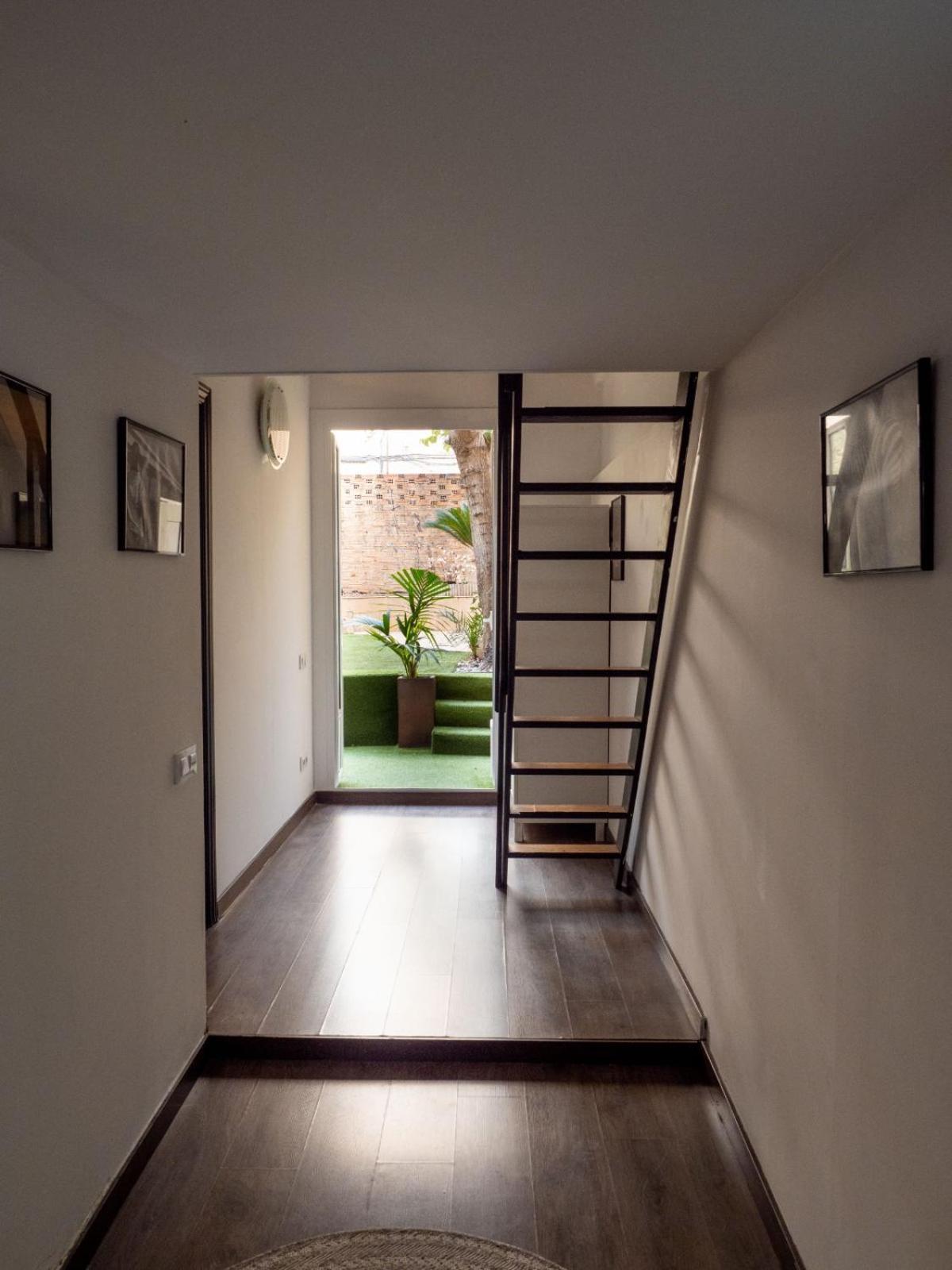 Apartment Casa Gracia Con Jardin Barcelona