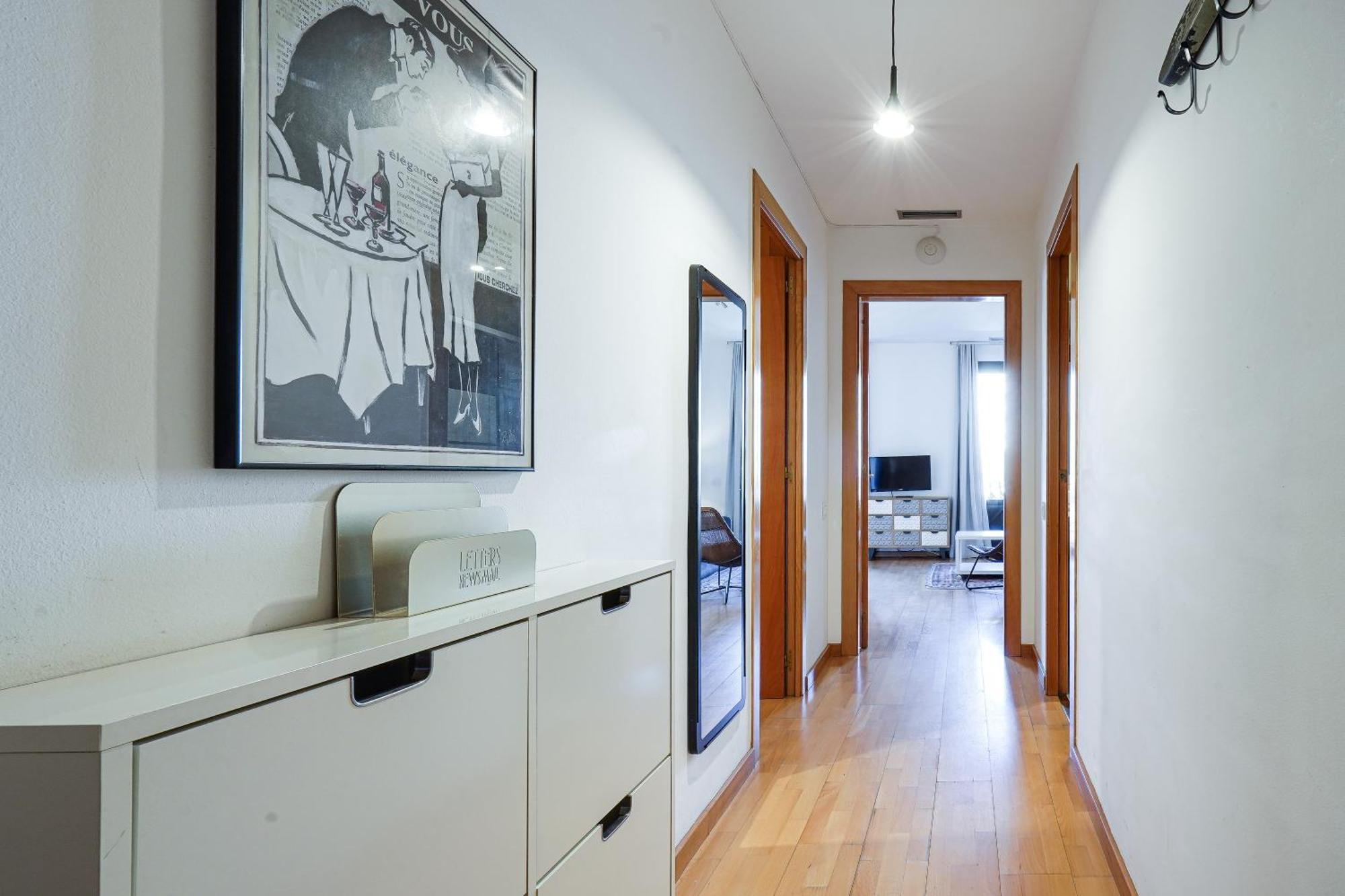 Gran Via Center Apartment *