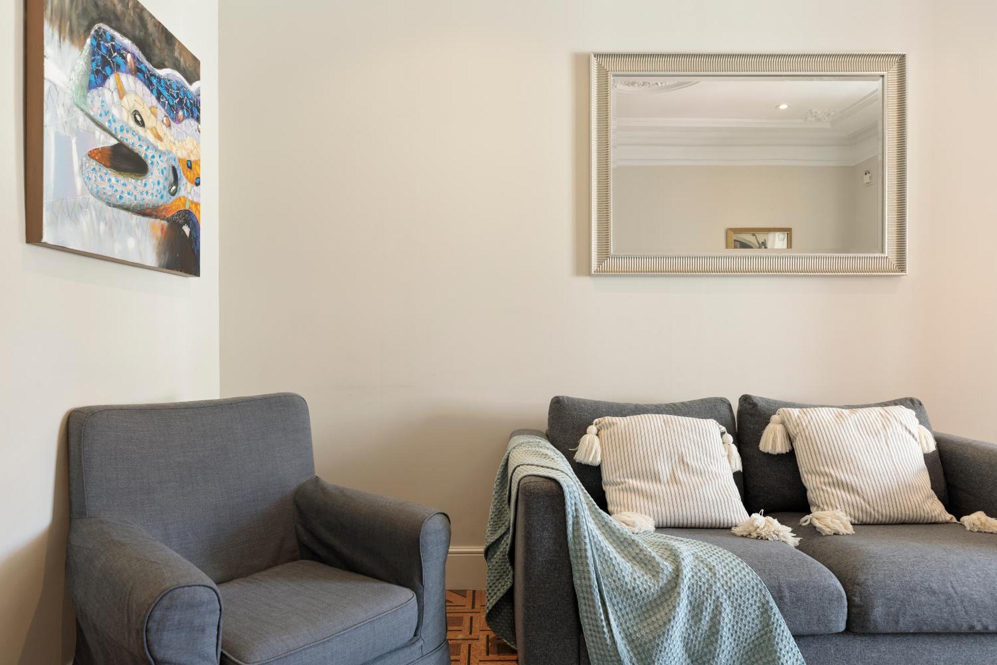 Apartment Verdaguer By *