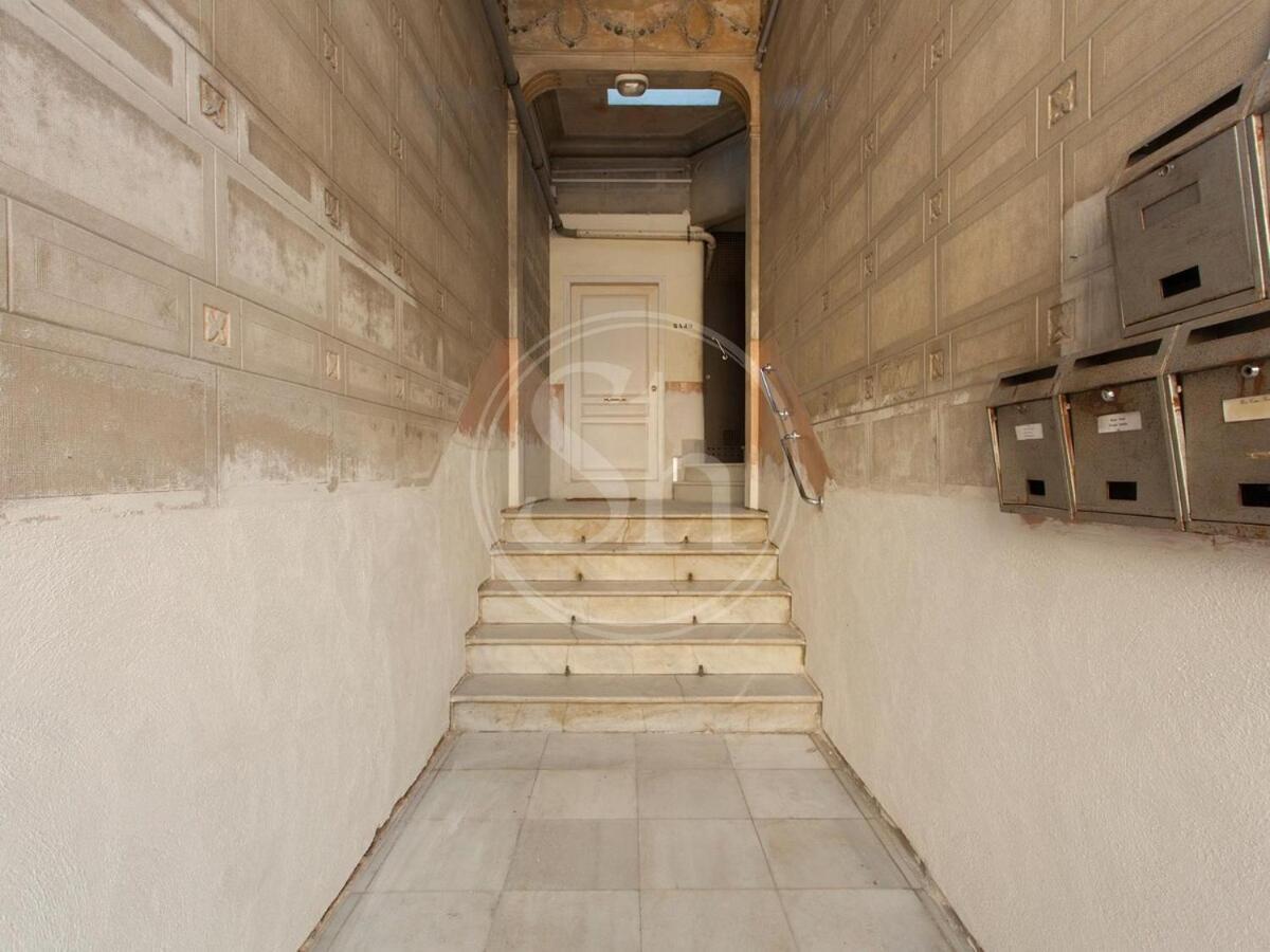 8 En Gracia Apartment *