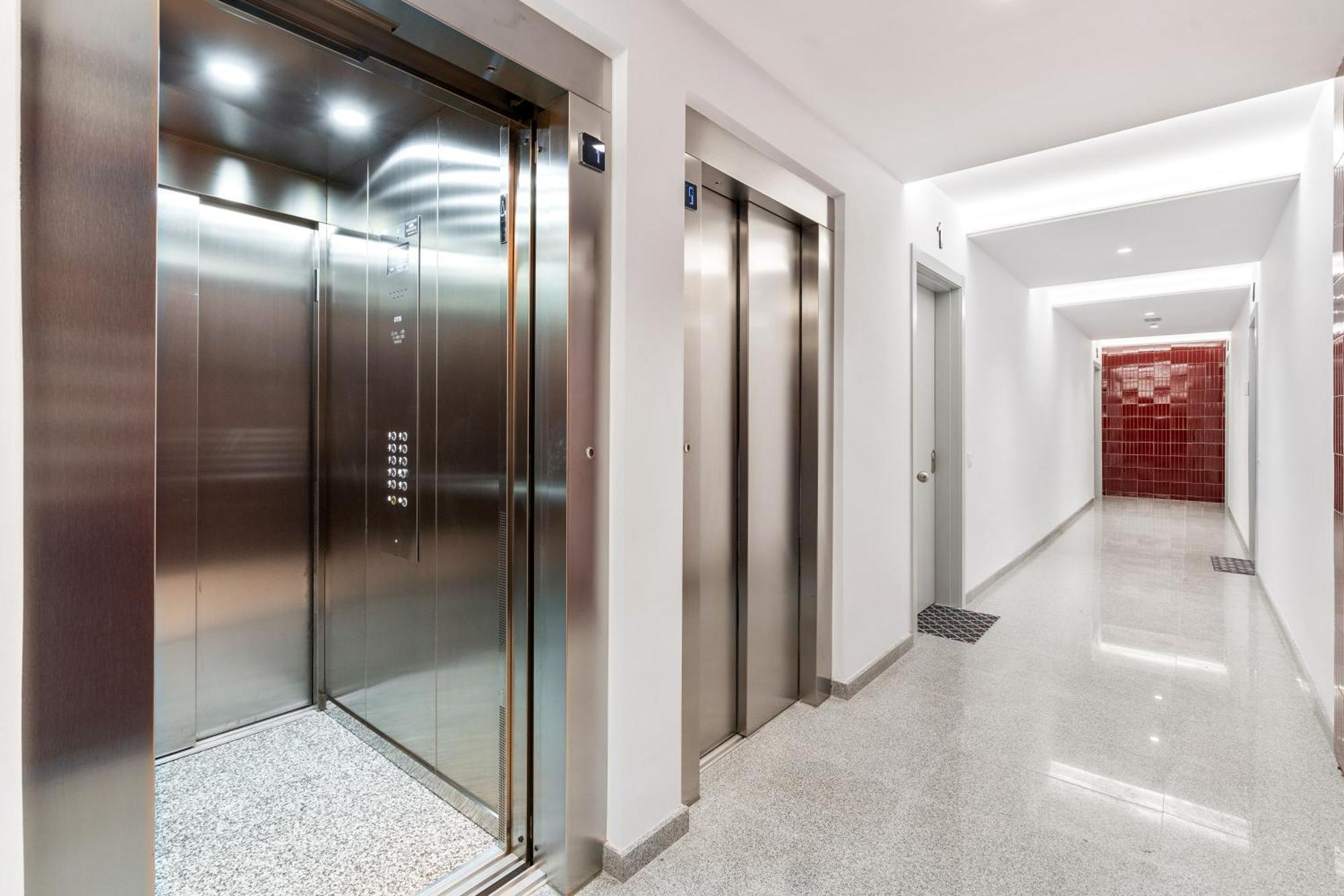 Diagonal Mar Oasis With Pool And Parking Appartement Barcelona