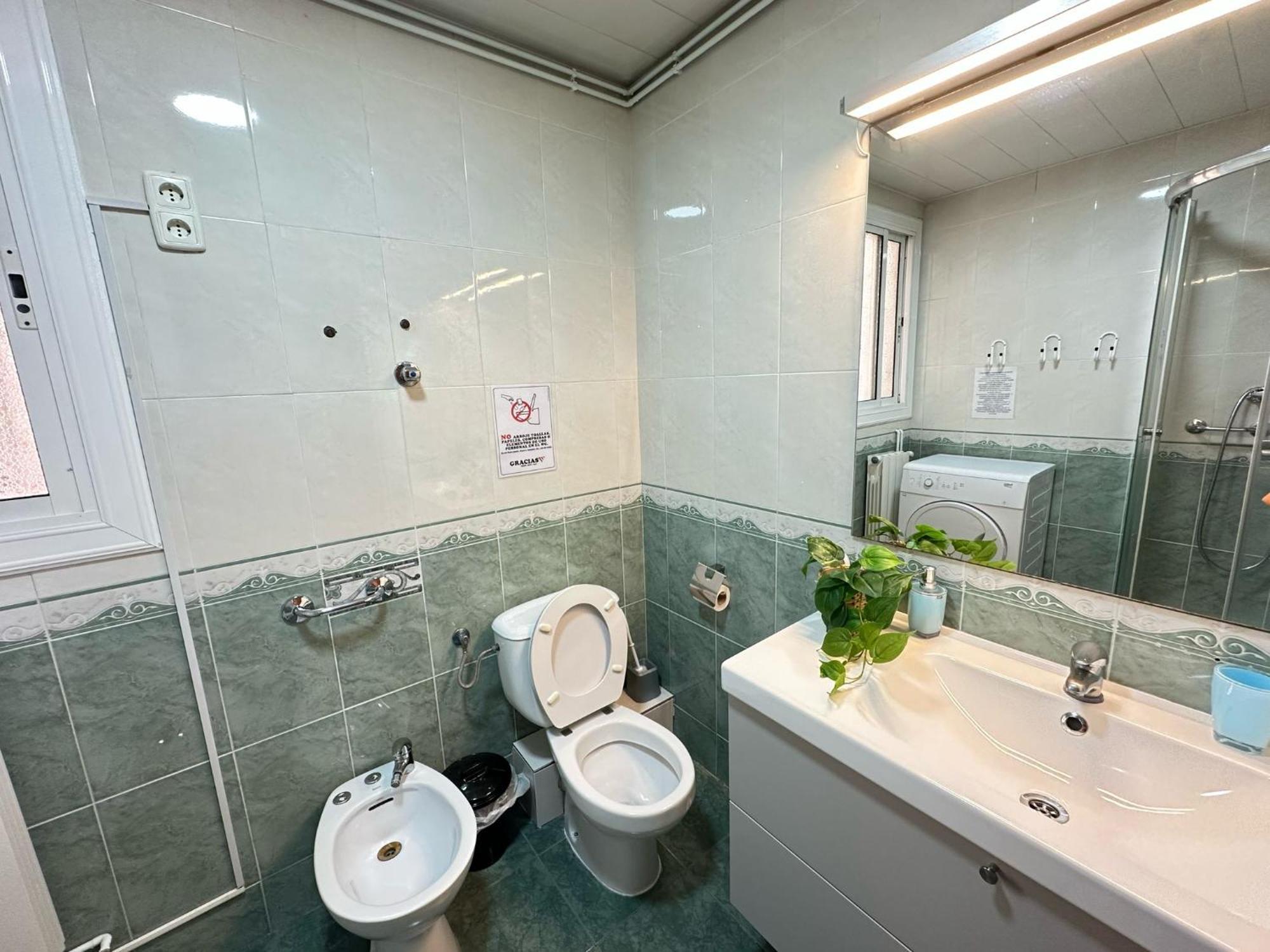 Nuevo Valenci Bed & Breakfast