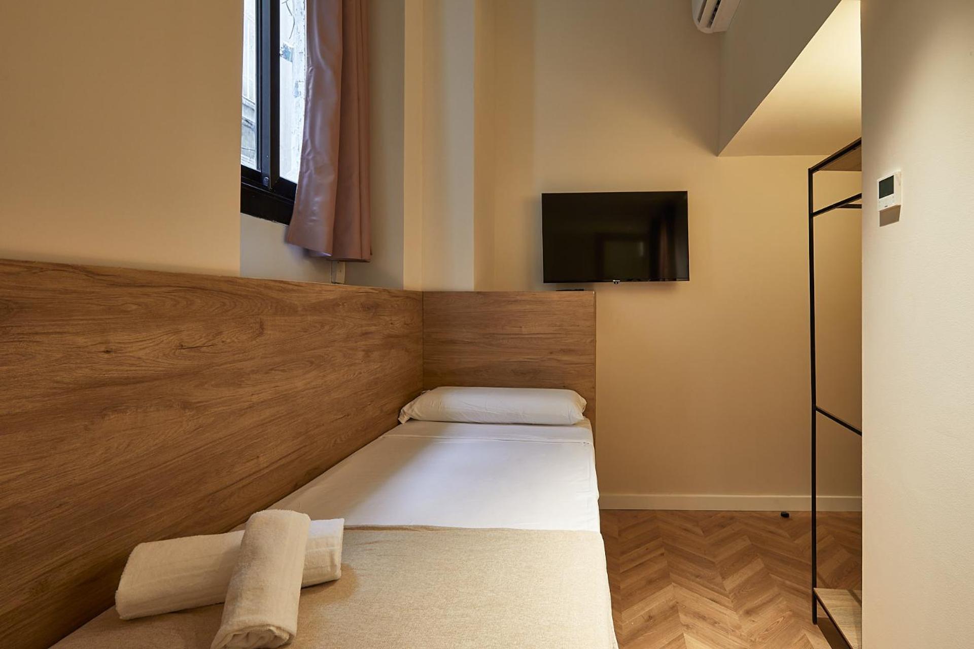 Guest house Ella Boqueria 2*