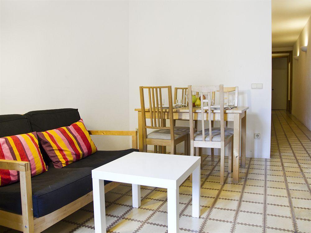 Trivao Sant Antoni Market Apartment Barcelona