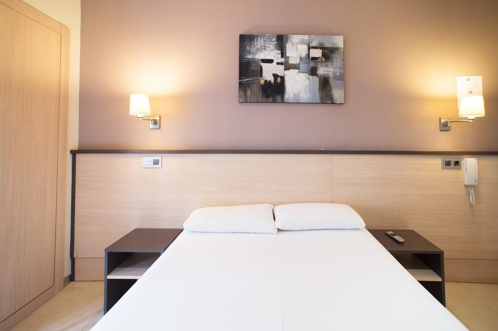 Guest house Flores Ramblas Barcelona