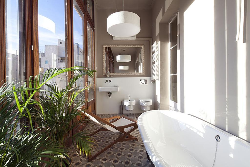Apartment Rentals - Rambla De Catalunya Center