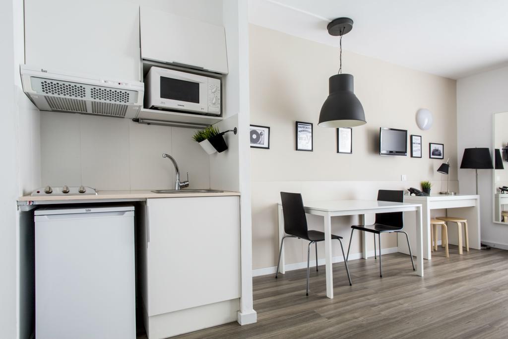 Residencia Universitaria Resa Campus Del Mar Apartment Barcelona