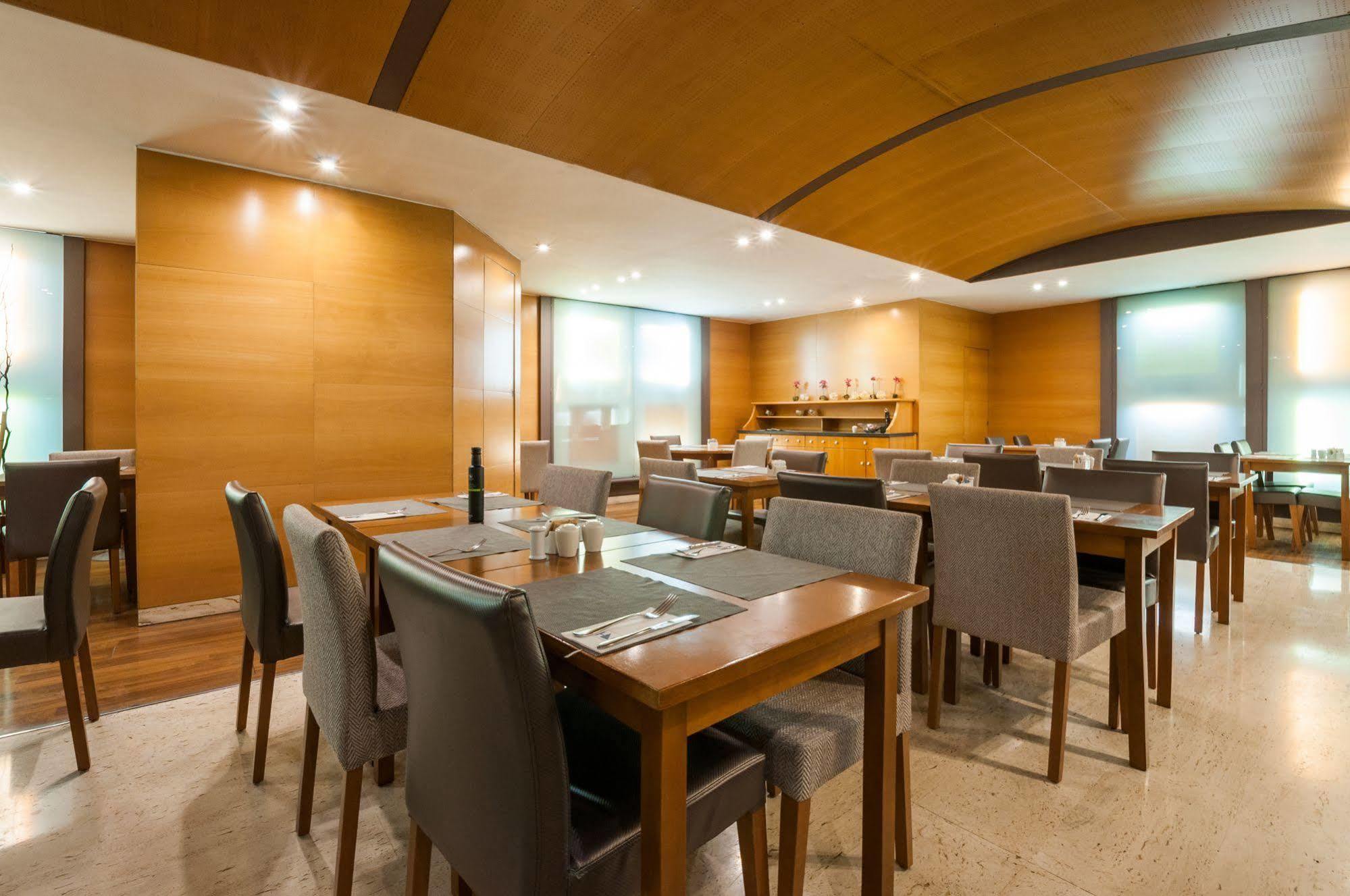 Eurostars Cristal Palace