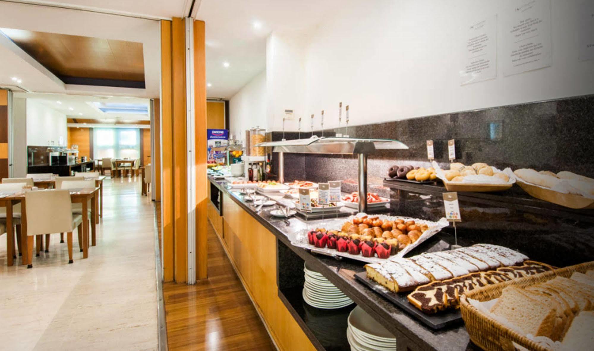 Eurostars Cristal Palace