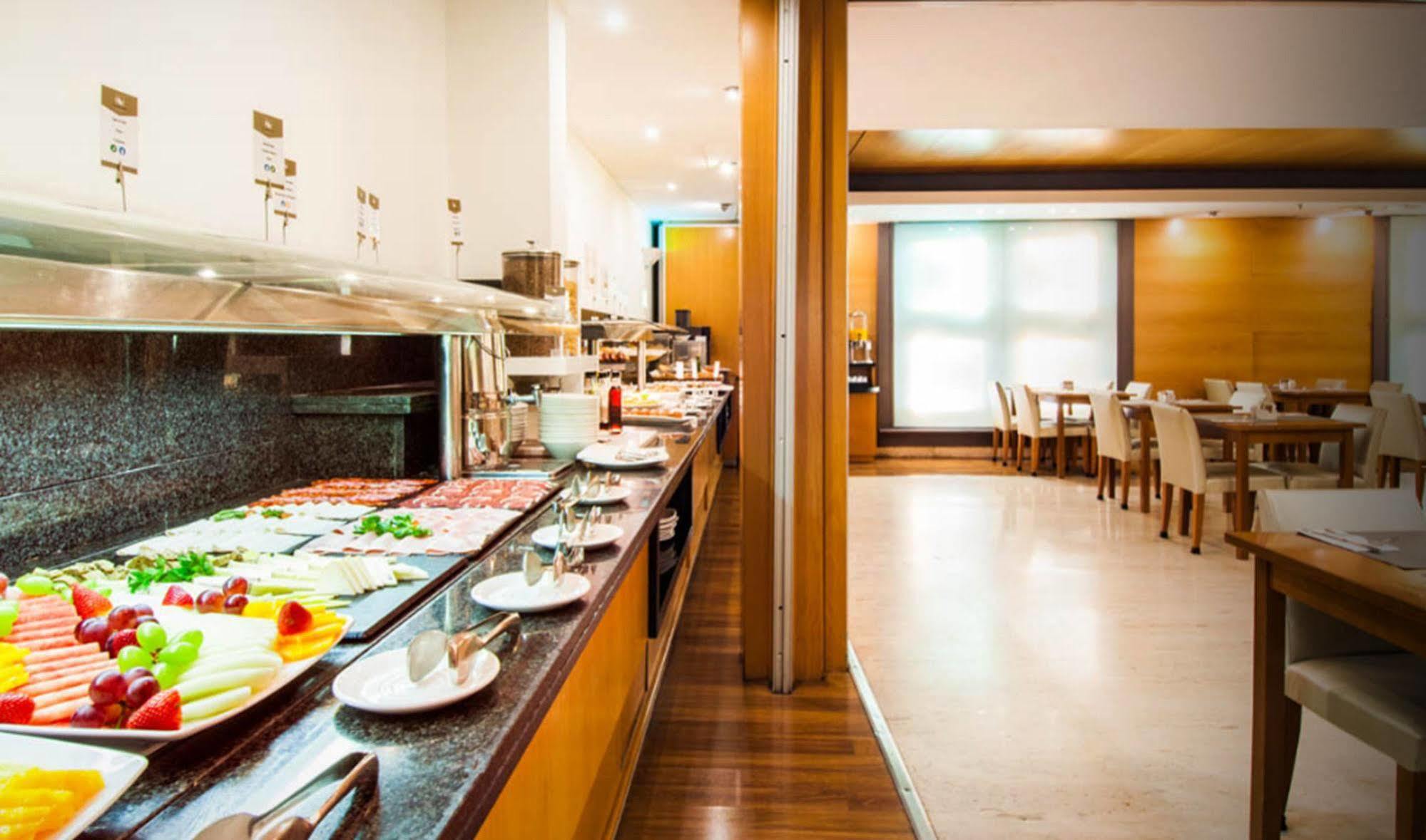 Hotel Eurostars Cristal Palace 4*