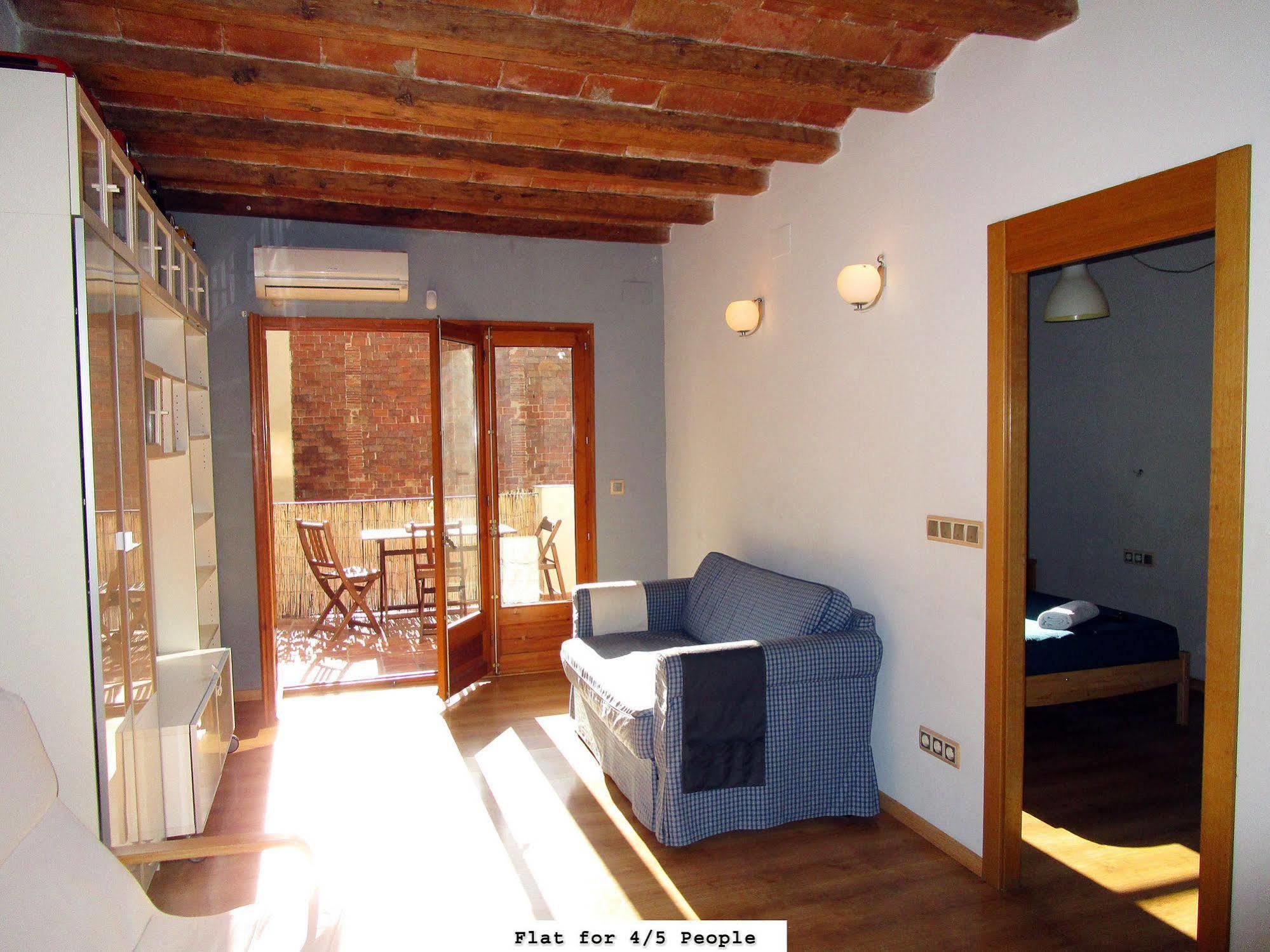 Guest house & Basic Ramblas Barcelona
