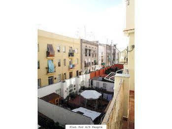 & Basic Ramblas Guest house 2*