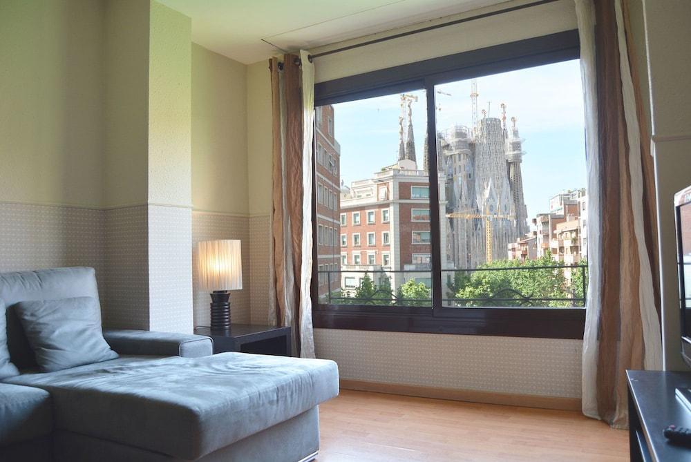Apartment Sagrada Familia