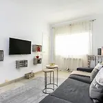 Click&Flat Rizal