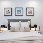 Apartsnoubcn Equador Les Corts