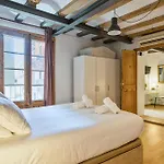 Encanto En Las Ramblas: Espacio Perfecto Para 9