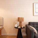 Stay U-Nique Apartment Comte Gueell