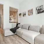 Art House Fira Apartments