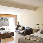 Ainb Las Ramblas-Colon Apartments