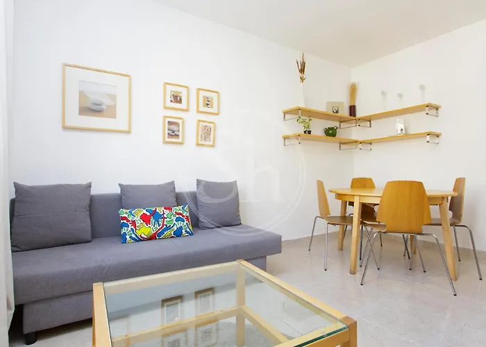 Luminescent Valencia Apartment