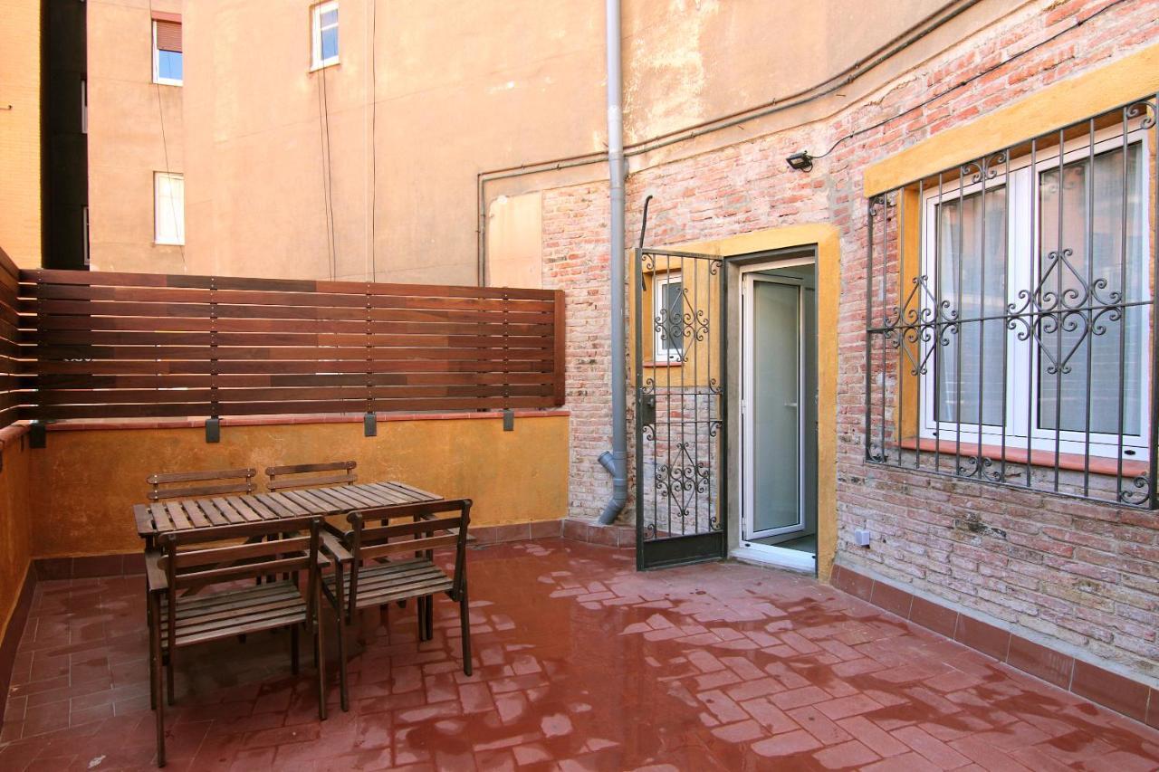 Felip Ii - Spacious And Quiet & One With Private Terrace Appartement