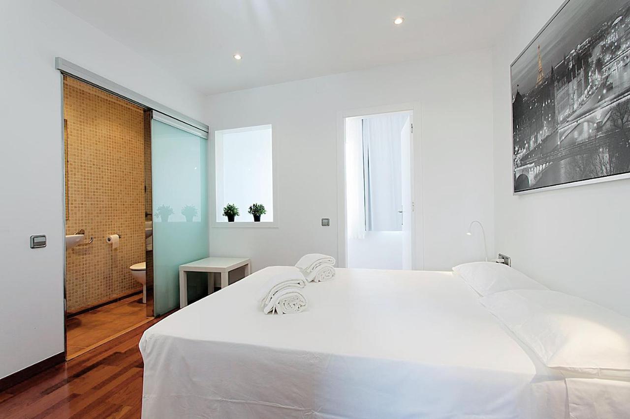 Muntanya - & One With Balcony Sagrada Familia Apartment *